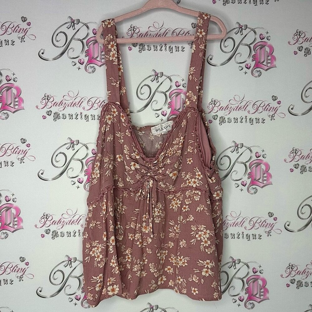 Wild skye tank top floral tan flowers bow ribbon 🎀 tie up lace trim accent cute